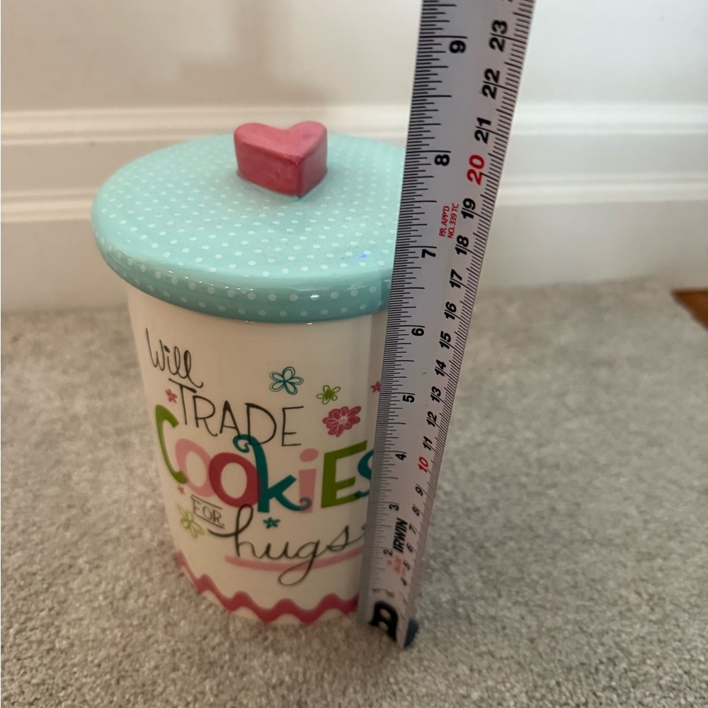 Hallmark White Ceramic Base - Picture 2 of 7